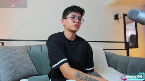 Snapshot of dass_roman chatting on October 2025 05:14:02 PM Dass Roman online show from October 2025 05:14:02 PM