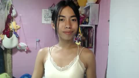 Snapshot of daveboyyy chatting on May 2026 06:45:02 PM Scarlet thesexiest online show from May 2026 06:45:02 PM