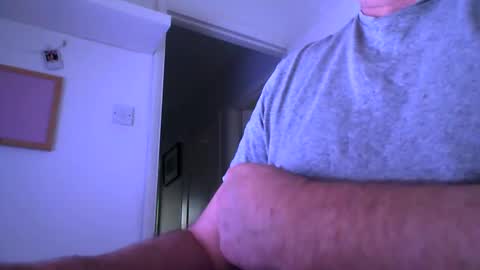 Snapshot of davesu12345 chatting on February 2025 08:20:01 AM davesu12345 online show from February 2025 08:20:01 AM