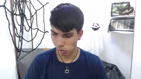 Snapshot of david_925_ chatting on October 2025 04:14:01 AM David online show from October 2025 04:14:01 AM