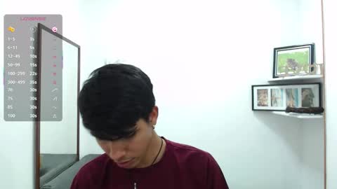 Snapshot of david_925_ chatting on November 2025 04:07:02 AM David online show from November 2025 04:07:02 AM