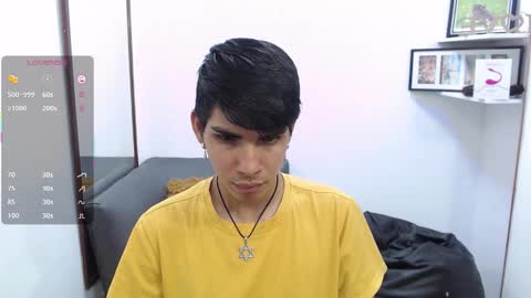 Snapshot of david_925_ chatting on November 2025 04:01:02 AM David online show from November 2025 04:01:02 AM