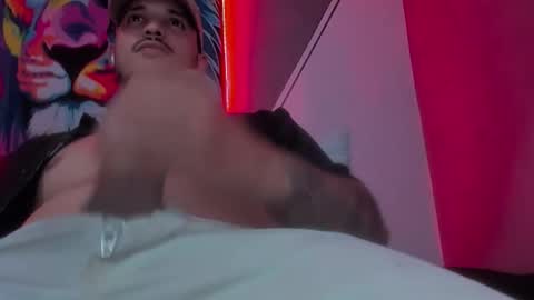 Snapshot of david__ox chatting on March 2026 10:04:01 PM david__ox online show from March 2026 10:04:01 PM