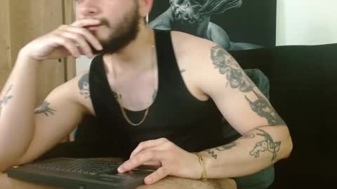 Snapshot of david_franco1 chatting on October 2025 10:54:02 PM Twitter davidsanctum online show from October 2025 10:54:02 PM