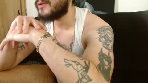 Snapshot of david_franco1 chatting on October 2025 11:29:02 PM Twitter davidsanctum online show from October 2025 11:29:02 PM