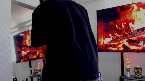 Hey im David that loves to explore and speak their fantasies. Very open talktative and nice. Feel free to chat with me online show from January 2025 03:00:02 PM