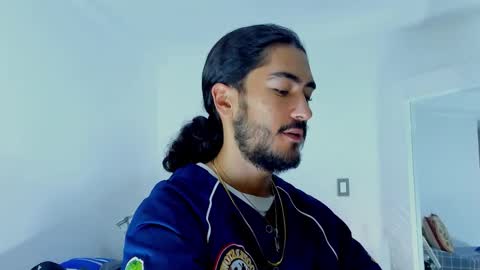 Hey im David that loves to explore and speak their fantasies. Very open talktative and nice. Feel free to chat with me online show from November 2025 11:09:01 PM