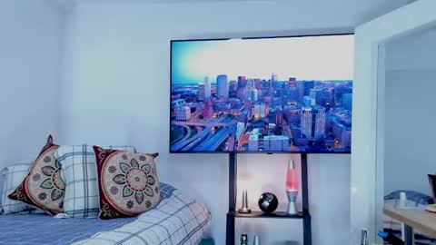 Hey im David that loves to explore and speak their fantasies. Very open talktative and nice. Feel free to chat with me online show from February 2026 12:16:01 PM