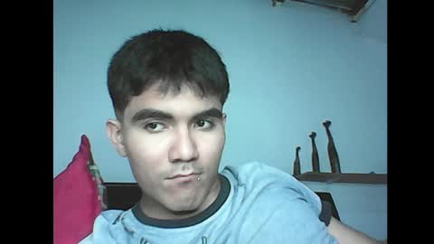 Snapshot of david_stuart07 chatting on March 2025 10:53:01 PM davidstuart online show from March 2025 10:53:01 PM