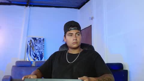 Snapshot of davidbless chatting on January 2025 10:02:01 PM David Bless online show from January 2025 10:02:01 PM