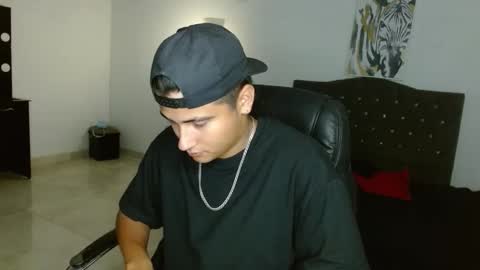 Snapshot of davidbless chatting on September 2025 12:10:01 AM David Bless online show from September 2025 12:10:01 AM