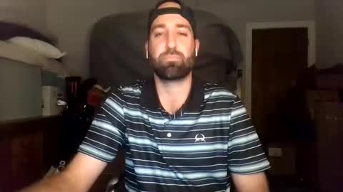 Snapshot of davidboner85 chatting on October 2025 08:18:02 AM DavidBoner85 online show from October 2025 08:18:02 AM