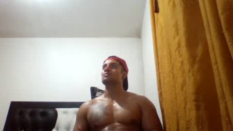 davidcr89 online show from February 2025 08:22:02 AM