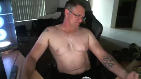 Snapshot of davidpineapple chatting on December 2025 08:34:01 AM davidpineapple online show from December 2025 08:34:01 AM