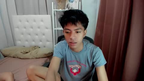 Snapshot of davincihugecock chatting on February 2026 06:39:02 PM daniel online show from February 2026 06:39:02 PM