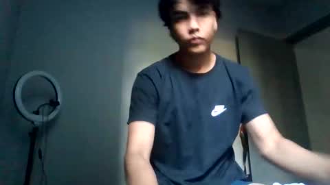 Snapshot of davinxxix chatting on June 2026 03:58:01 PM davinxi online show from June 2026 03:58:01 PM