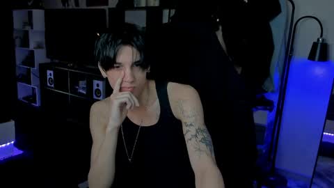 davis online show from May 2026 01:04:02 PM