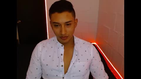 Snapshot of davixx258 chatting on February 2025 03:18:01 PM DS online show from February 2025 03:18:01 PM