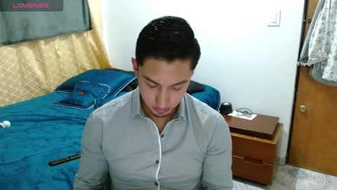 Snapshot of davixx258 chatting on February 2026 11:25:02 PM DS online show from February 2026 11:25:02 PM