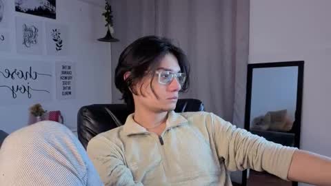 davoxer online show from December 2025 03:14:02 AM