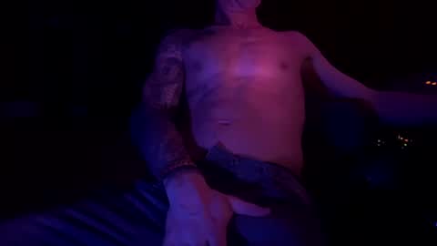 Snapshot of day__tripper chatting on January 2025 07:43:02 AM day  tripper online show from January 2025 07:43:02 AM