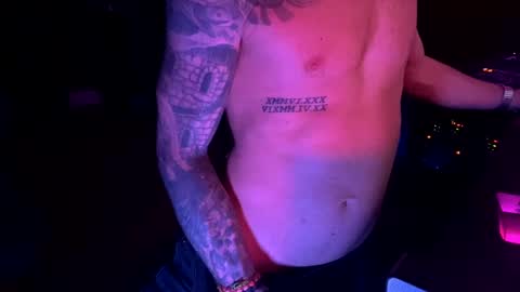 Snapshot of day__tripper chatting on January 2025 12:43:02 PM day  tripper online show from January 2025 12:43:02 PM