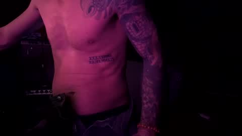 Snapshot of day__tripper chatting on October 2025 07:39:01 AM day  tripper online show from October 2025 07:39:01 AM