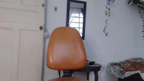 dazzayy online show from May 2026 12:11:02 PM