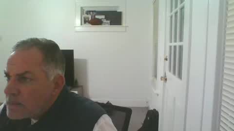 Snapshot of deano2nyc chatting on January 2025 10:54:01 AM Deano DILF online show from January 2025 10:54:01 AM