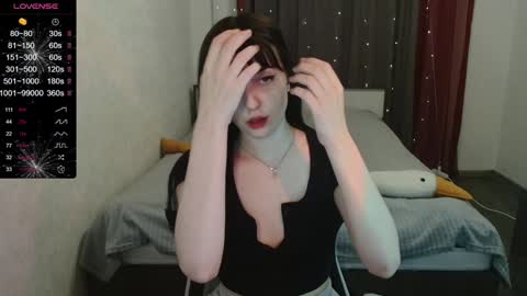 Snapshot of dear_helga chatting on January 2025 05:11:02 PM dear_helga online show from January 2025 05:11:02 PM