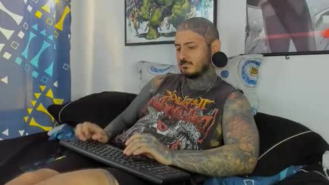    online show from November 2025 06:40:02 PM