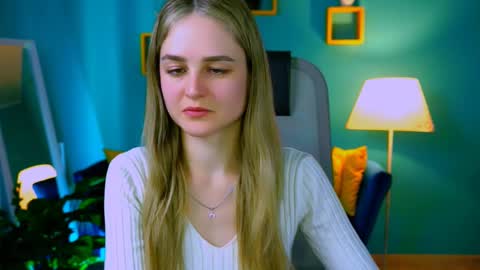 Snapshot of deboralarson chatting on March 2025 08:18:02 AM Debora online show from March 2025 08:18:02 AM