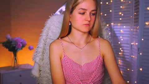 Snapshot of deboralarson chatting on October 2025 04:10:01 AM Debora online show from October 2025 04:10:01 AM