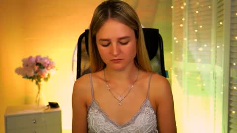 Debora online show from April 2026 03:33:02 AM