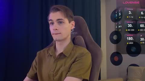 Snapshot of debugmee chatting on November 2025 02:20:01 PM Samuel online show from November 2025 02:20:01 PM