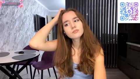 Anna online show from October 2025 03:10:02 PM