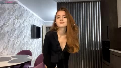 Anna online show from October 2025 04:05:01 PM