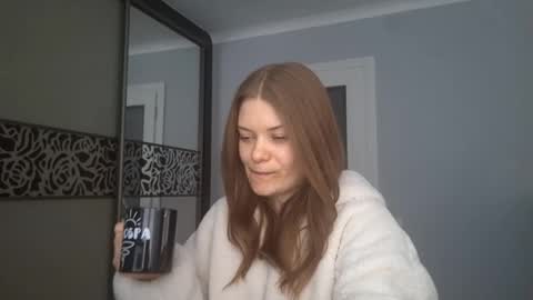 Camila online show from March 2026 08:31:02 AM