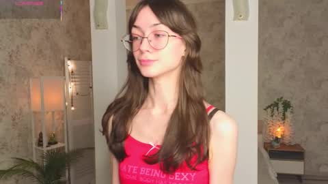 Amy online show from October 2025 07:45:02 PM