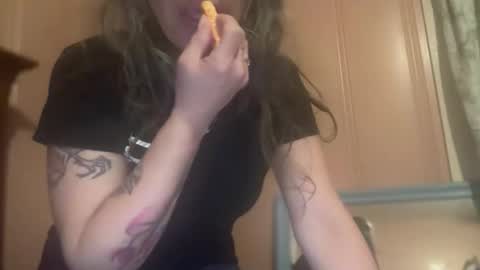 Snapshot of degeneratesaint chatting on February 2026 02:32:01 AM Tori online show from February 2026 02:32:01 AM