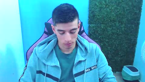 Snapshot of deiby_baby chatting on December 2024 10:56:01 PM DEIBY online show from December 2024 10:56:01 PM