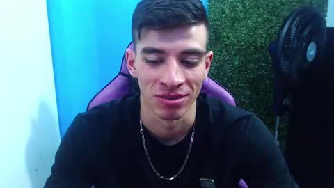 Snapshot of deiby_baby chatting on December 2024 01:53:02 AM DEIBY online show from December 2024 01:53:02 AM