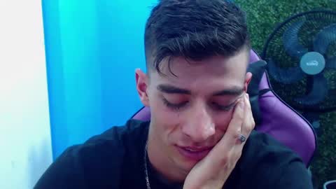 Snapshot of deiby_baby chatting on December 2024 03:36:02 AM DEIBY online show from December 2024 03:36:02 AM