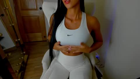 deisymadrid online show from February 2025 11:52:02 PM