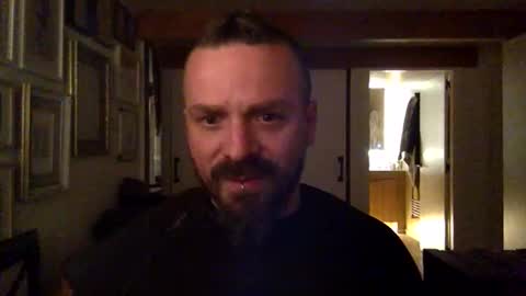 Snapshot of deivitzzz chatting on October 2025 06:10:02 PM Hermes online show from October 2025 06:10:02 PM