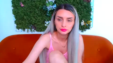 Snapshot of deliciaalove chatting on June 2026 06:10:02 PM deliciaalove online show from June 2026 06:10:02 PM