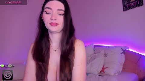 Mila online show from March 2025 06:43:01 AM