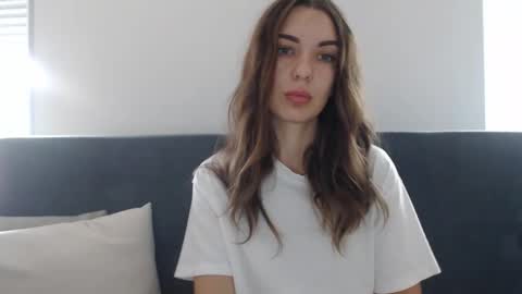 Aurora online show from September 2025 05:29:01 AM