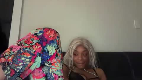 delightfuldark online show from November 2025 08:45:01 PM