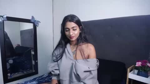 Snapshot of delilah_blazee chatting on April 2026 11:17:02 PM Delilah Blaze online show from April 2026 11:17:02 PM